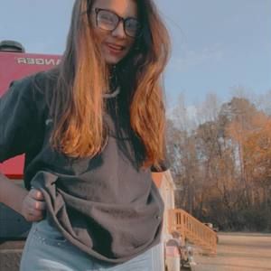 Meet your Posher, Tiffany